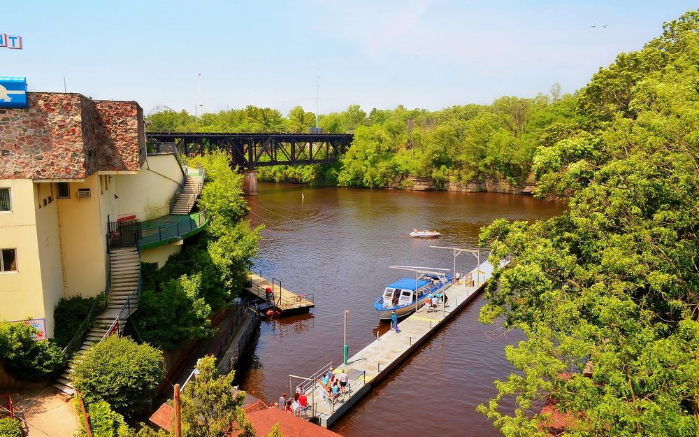 Dells Scenic River Walk