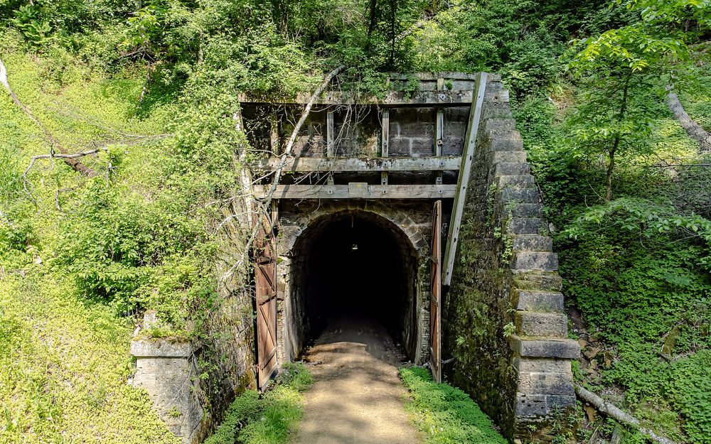 Elroy-Sparta State Trail