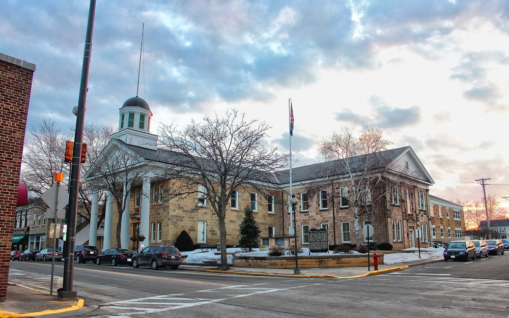 Iowa County Courthouse