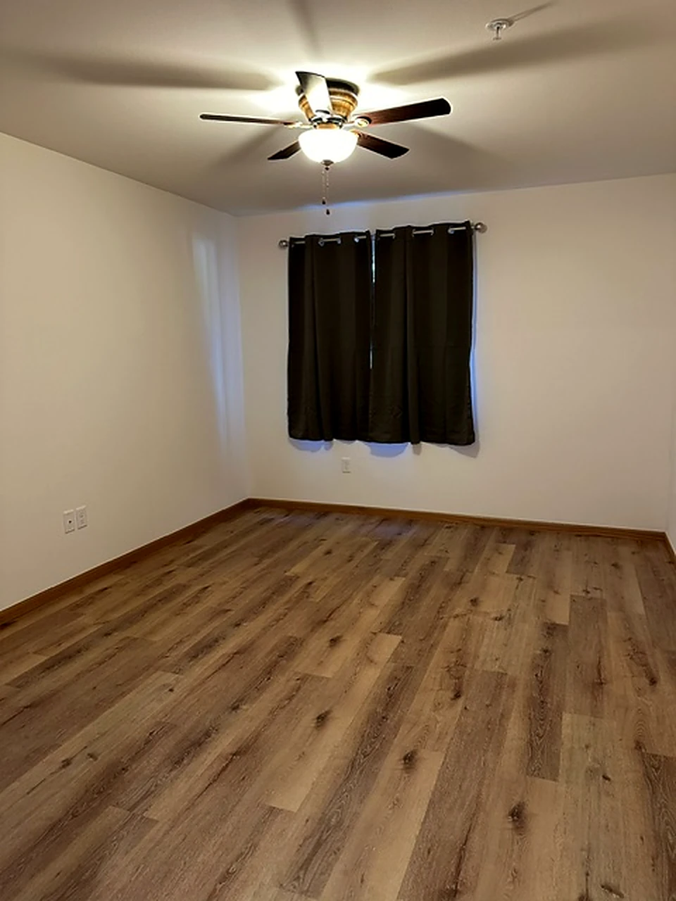 1 bedroom apartment at creekridge