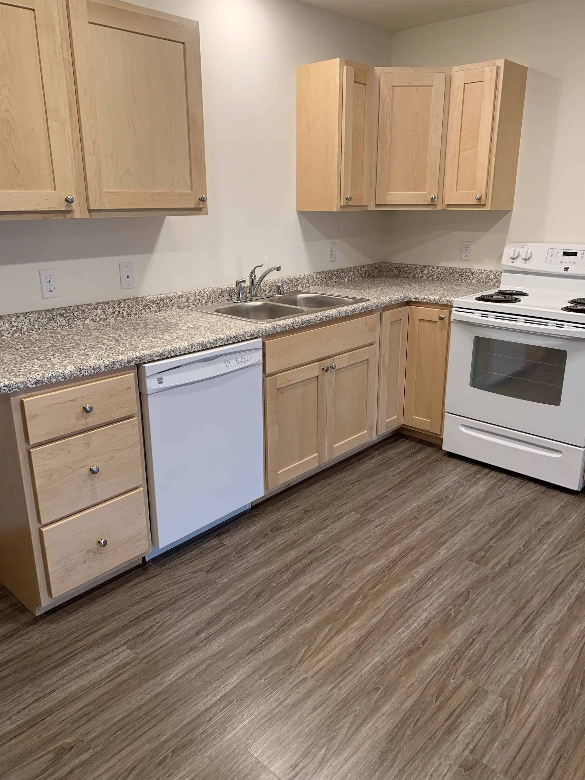 1 bedroom apartment at huntington park reedsburg