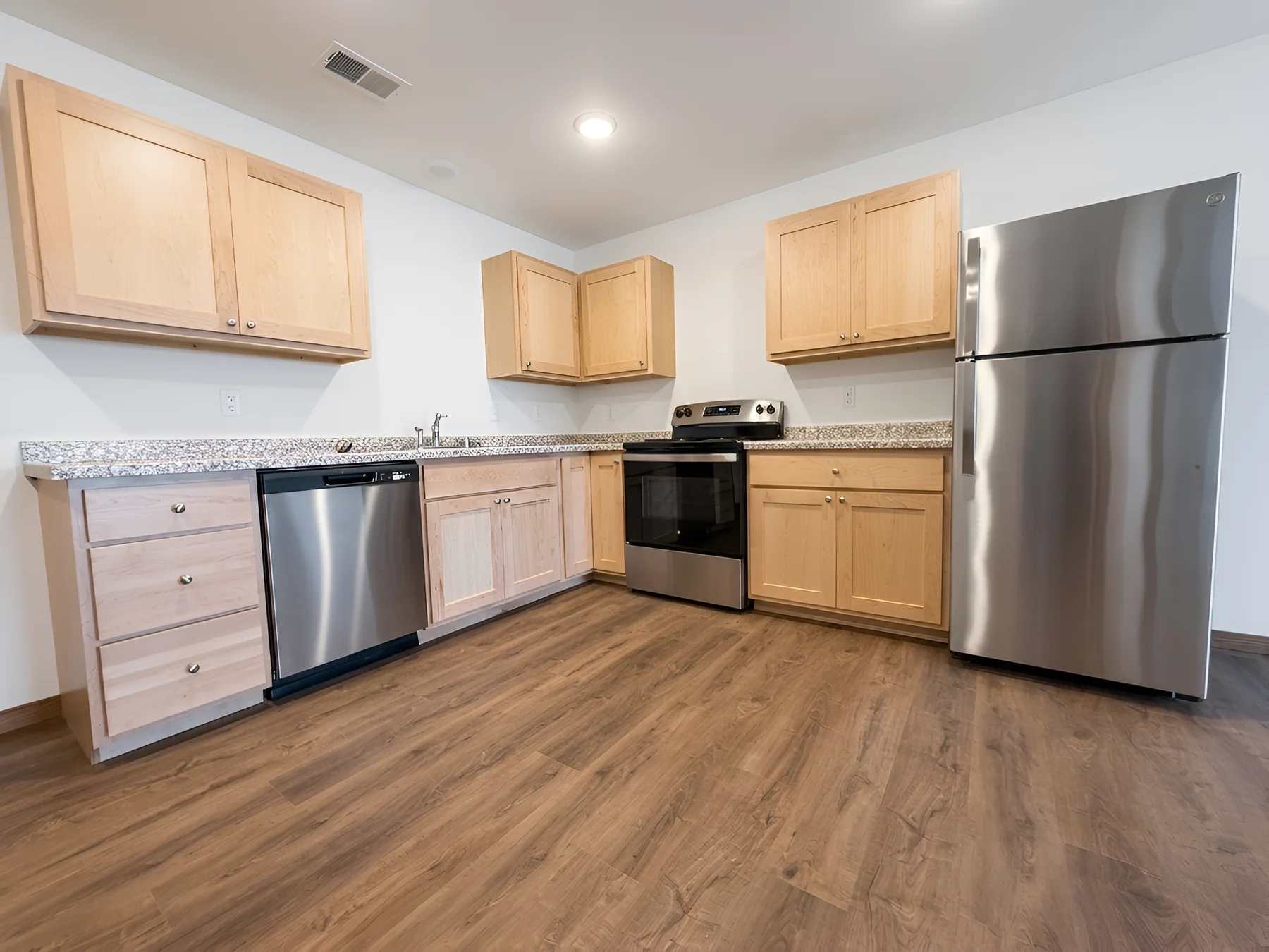 1 bedroom apartment bathroom vanity at huntington park reedsburg