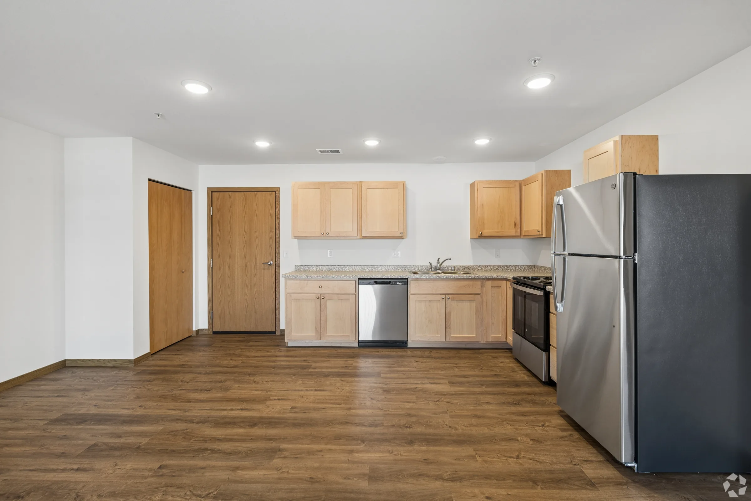 2 bedroom apartment at huntington park reedsburg