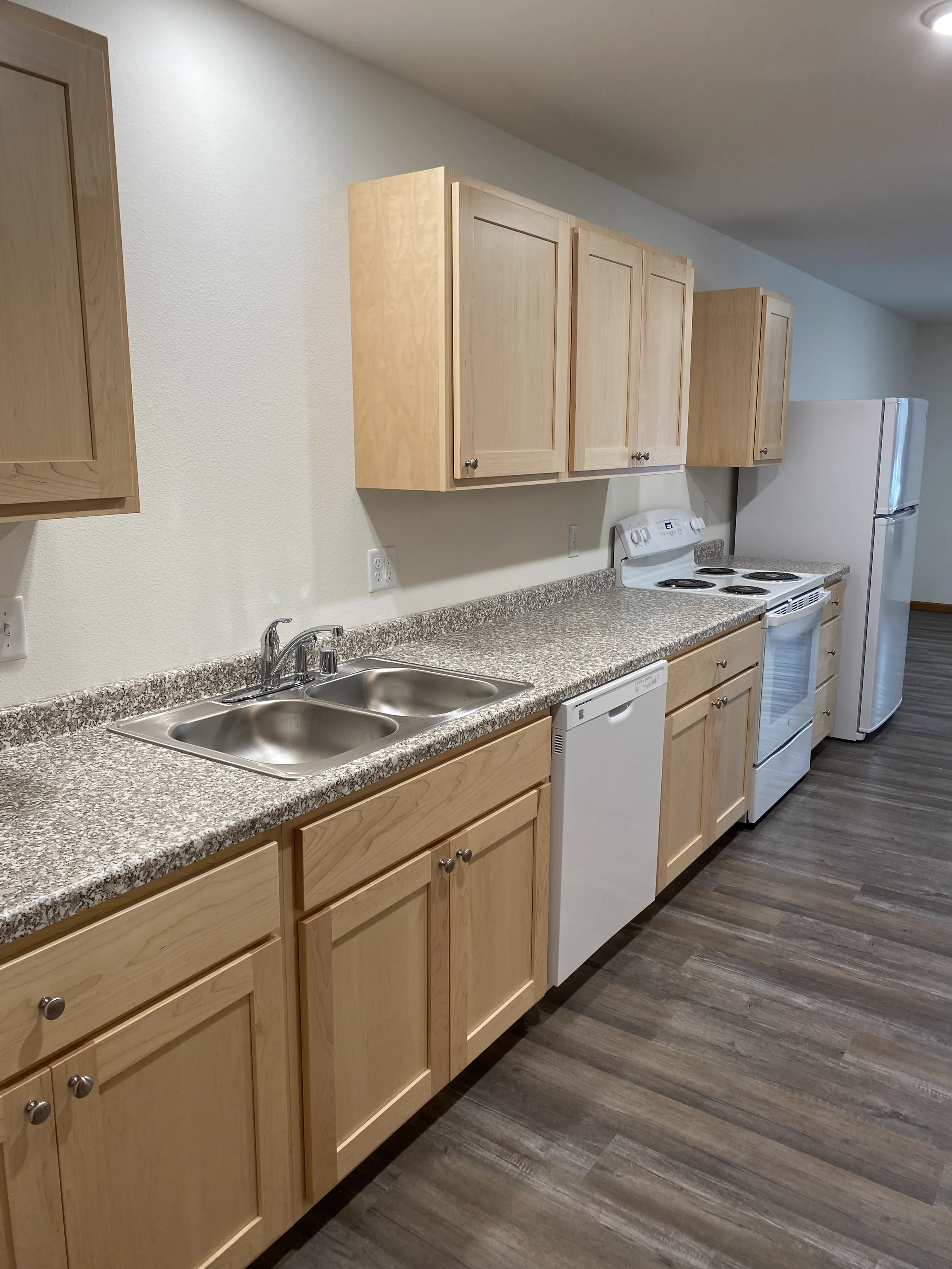 studio apartment at huntington park reedsburg