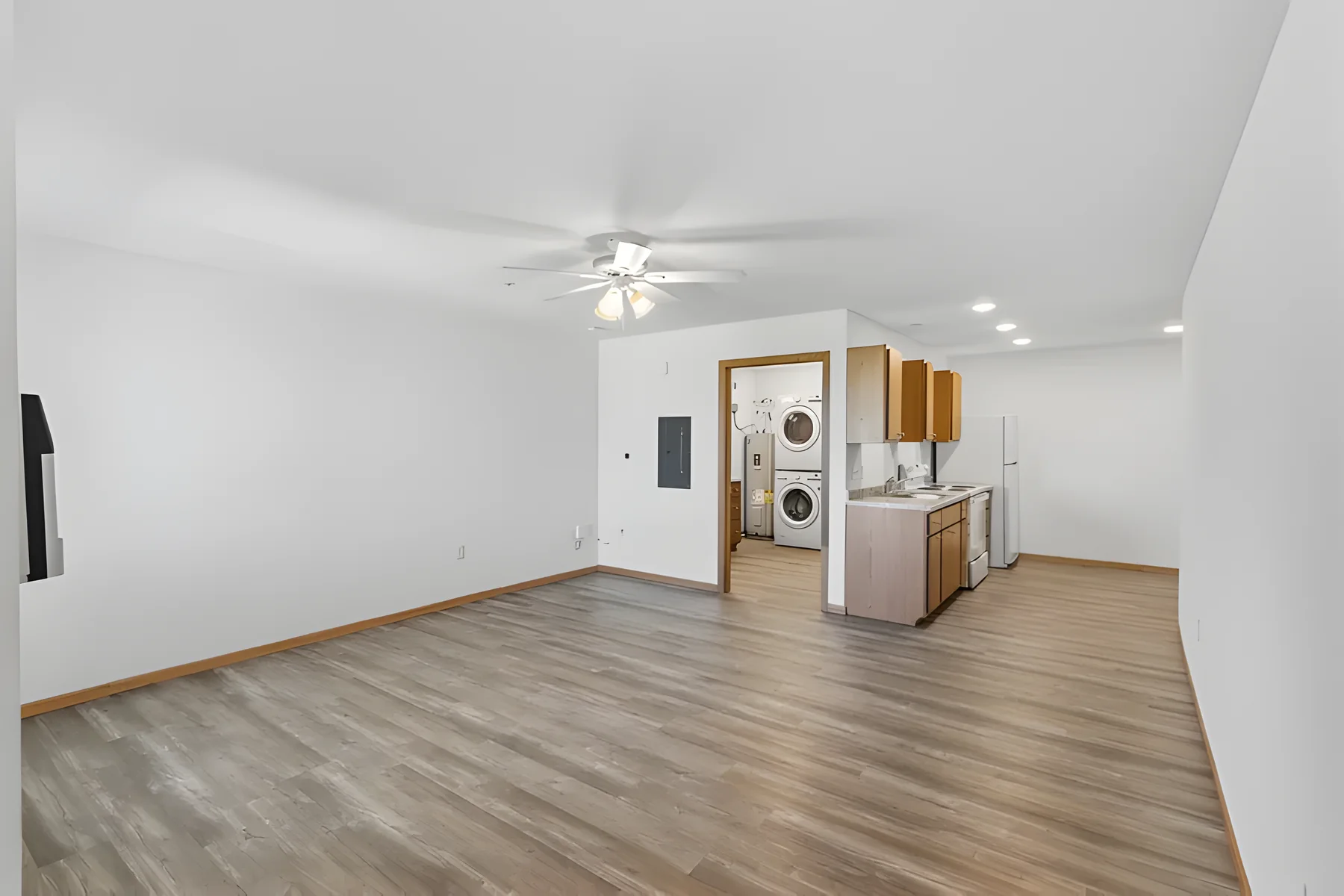 studio apartment laundry and vanity at huntington park reedsburg