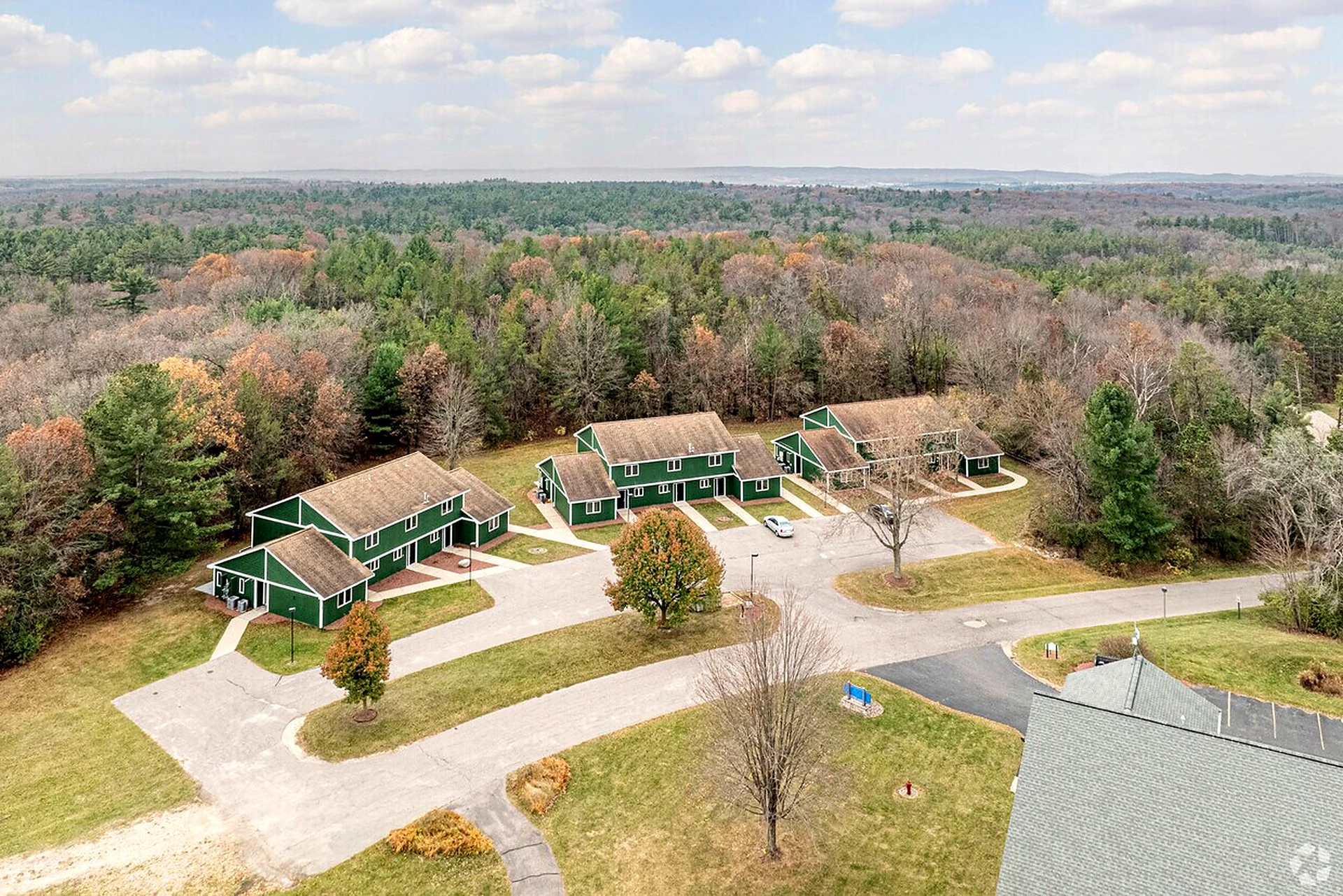 Lake Point Commons apartments in Wisconsin Dells, Wisconsin — view 2