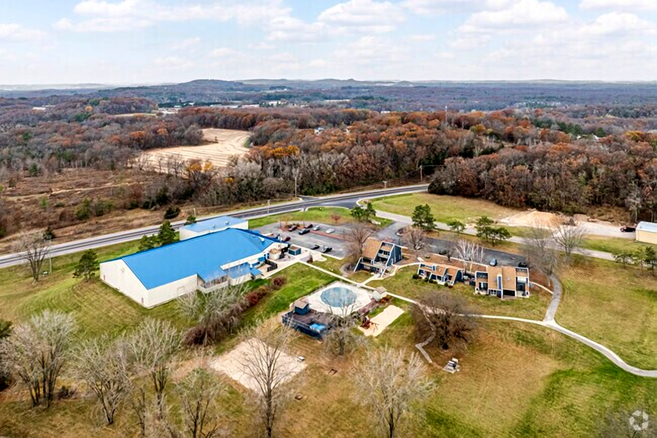 Lake Point Commons apartments in Wisconsin Dells, Wisconsin — view 3