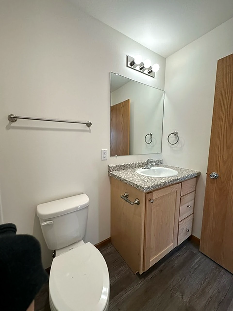 2 bedroom apartment at prairie bluff