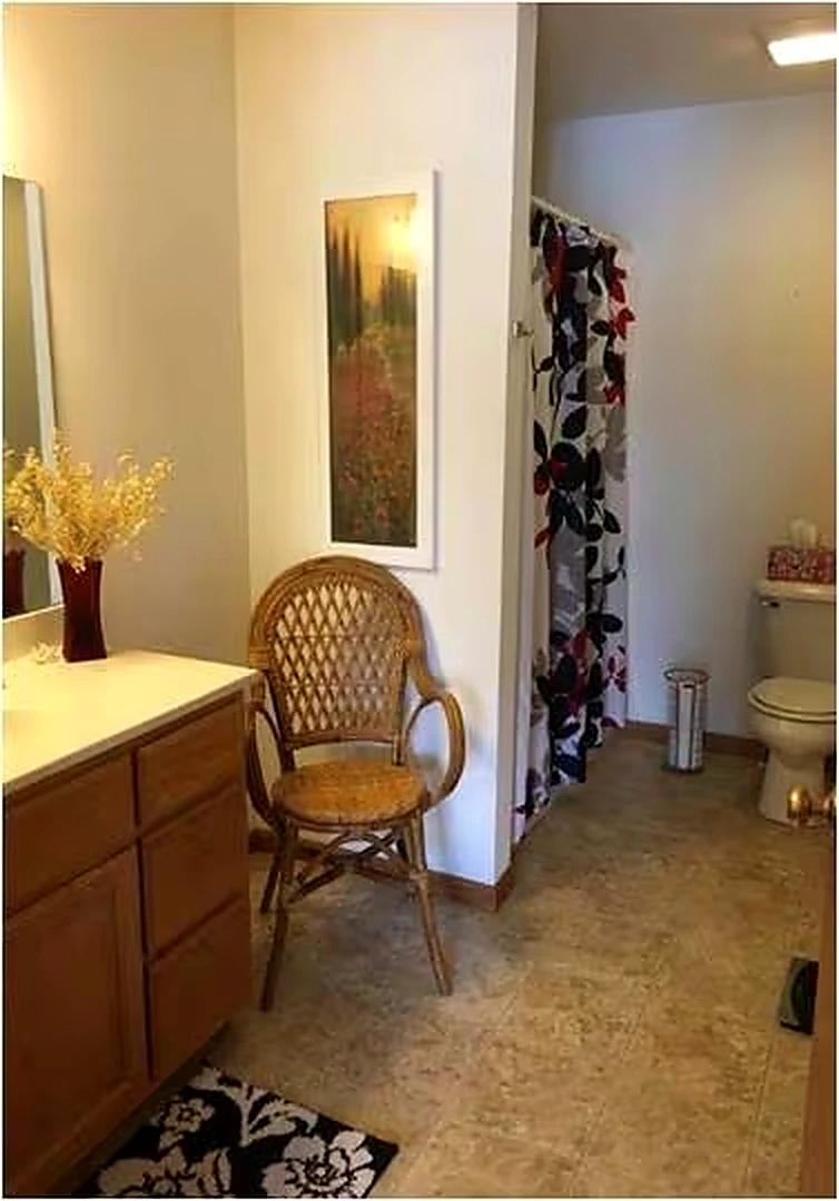 2 bedroom apartment at stonefield place baraboo